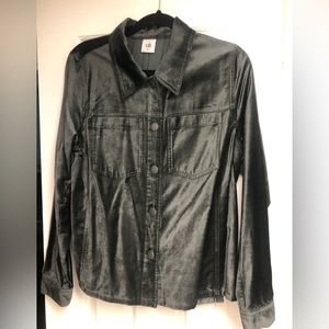 CABI Tuesday Topper NWOT Size M